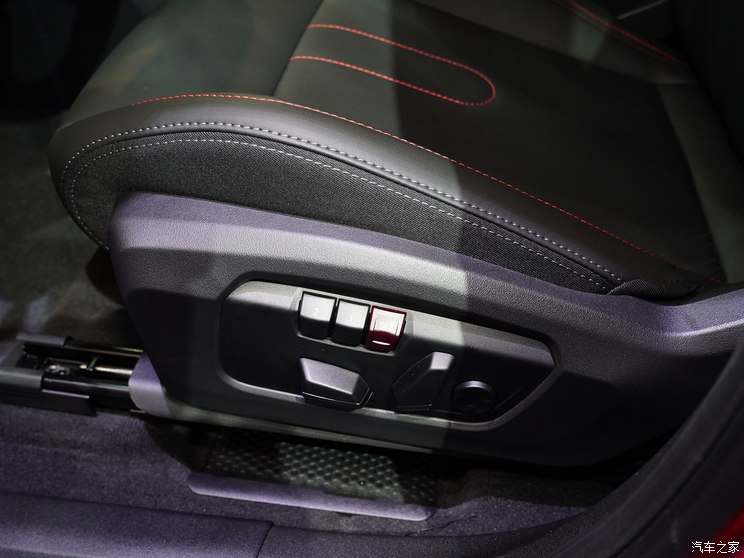 MINI JCW MINI JCW COUNTRYMAN 2024款 2.0T JOHN COOPER WORKS MINI JCW MINI JCW COUNTRYMAN 2024款 2.0T JOHN COOPER WORKS