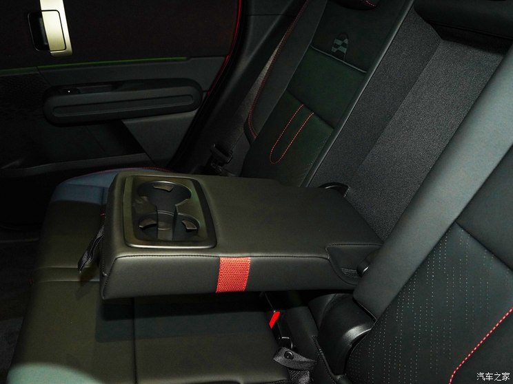 MINI JCW MINI JCW COUNTRYMAN 2024款 2.0T JOHN COOPER WORKS MINI JCW MINI JCW COUNTRYMAN 2024款 2.0T JOHN COOPER WORKS