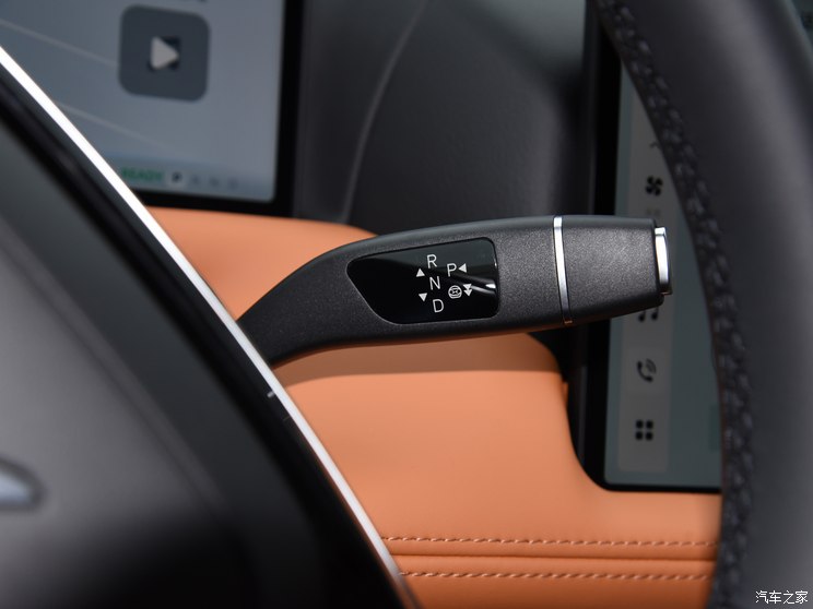 小鹏汽车 小鹏G9 2024款 570 Pro 小鹏汽车 小鹏G9 2024款 570 Pro