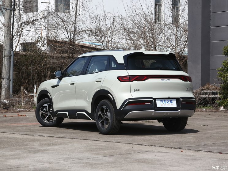 比亚迪 元UP 2024款 401KM 超越型 比亚迪 元UP 2024款 401KM 超越型