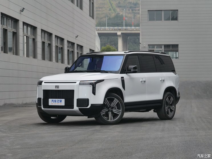 极石汽车 极石01 2023款 尊享6座版 极石汽车 极石01 2023款 尊享6座版