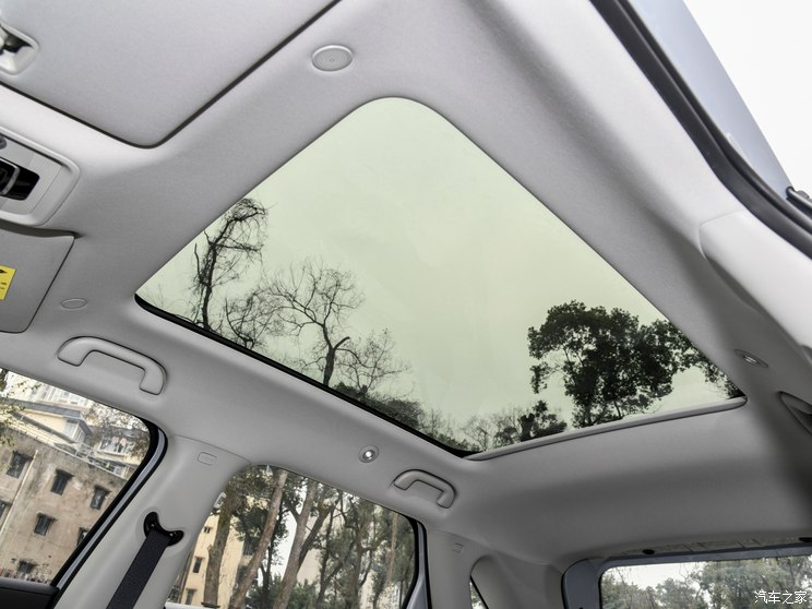 比亚迪 元UP 2024款 401KM 超越型 比亚迪 元UP 2024款 401KM 超越型