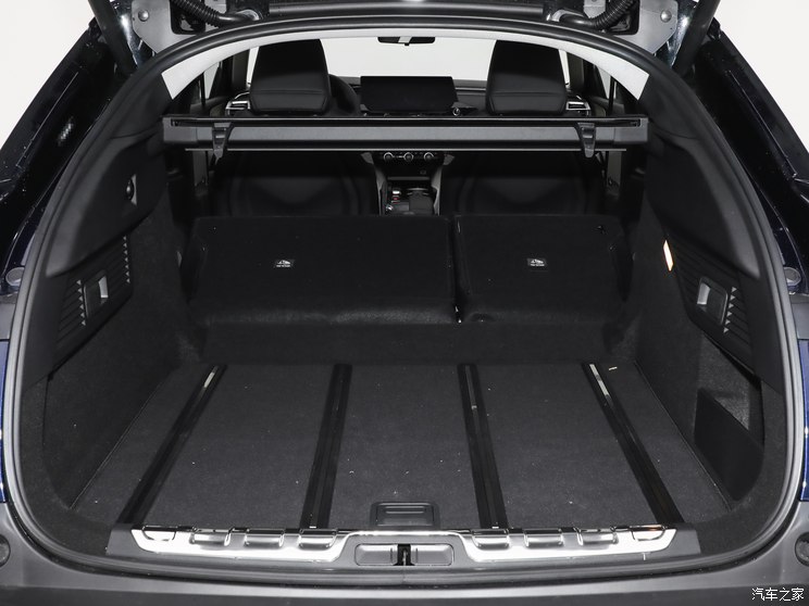 东风雪铁龙 凡尔赛C5 X 2024款 1.6T 旅不凡 东风雪铁龙 凡尔赛C5 X 2024款 1.6T 旅不凡