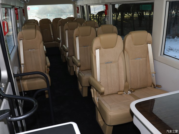 一汽红旗 红旗国悦 2024款 3.0T 旗舰版 一汽红旗 红旗国悦 2024款 3.0T 旗舰版