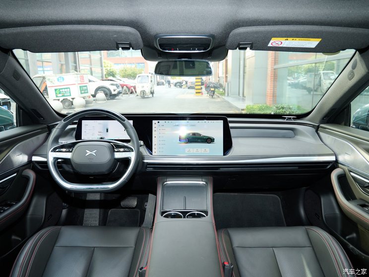 小鹏汽车 小鹏P7 2024款 P7i 550 Max 小鹏汽车 小鹏P7 2024款 P7i 550 Max