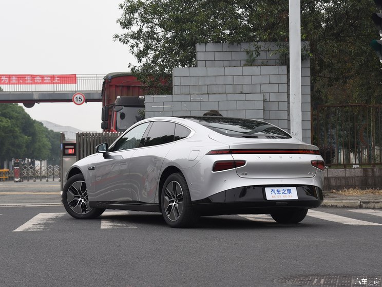 小鹏汽车 小鹏P7 2024款 P7i 550 Pro 小鹏汽车 小鹏P7 2024款 P7i 550 Pro