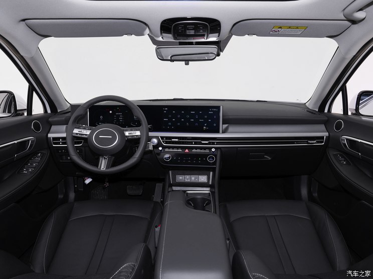 北京现代 索纳塔 2024款 1.5T 高配版 北京现代 索纳塔 2024款 1.5T 高配版