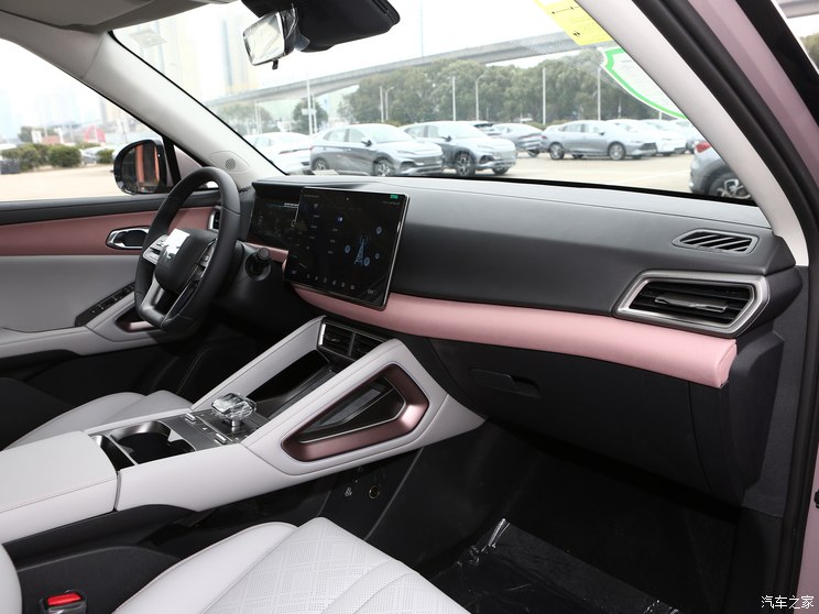 比亚迪 元UP 2024款 401KM 卓越型 比亚迪 元UP 2024款 401KM 卓越型