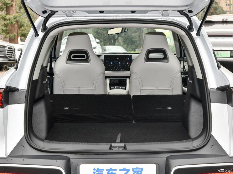 比亚迪 元UP 2024款 401KM 超越型 比亚迪 元UP 2024款 401KM 超越型