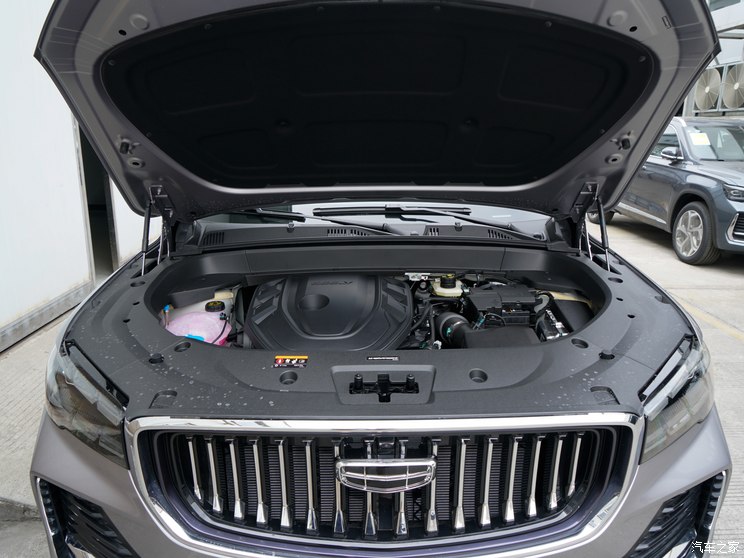 吉利汽车 星越L 2024款 2.0TD DCT EVO两驱长风版 吉利汽车 星越L 2024款 2.0TD DCT EVO两驱长风版