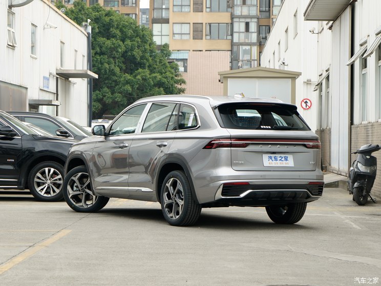 吉利汽车 星越L 2024款 2.0TD DCT EVO两驱长风版 吉利汽车 星越L 2024款 2.0TD DCT EVO两驱长风版