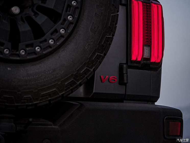 长城汽车 坦克300 2024款 330 3.0T V6 长城汽车 坦克300 2024款 330 3.0T V6
