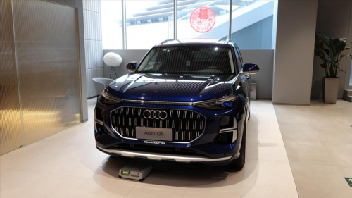 商务家用两相宜，奥迪Q6：50万以内最大、最豪华SUV