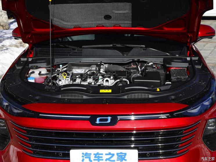 一汽奔腾 奔腾B70 2024款 第四代 2.0T 领航版 一汽奔腾 奔腾B70 2024款 第四代 2.0T 领航版