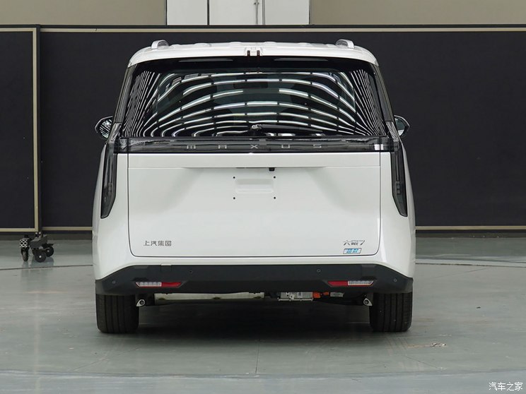 上汽大通 大家7 2024款 PHEV 基本型 上汽大通 大家7 2024款 PHEV 基本型