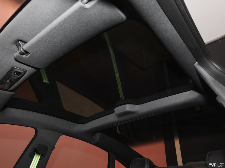 北汽新能源 极狐 阿尔法S5 2024款 双电机 390kW 北汽新能源 极狐 阿尔法S5 2024款 双电机 390kW