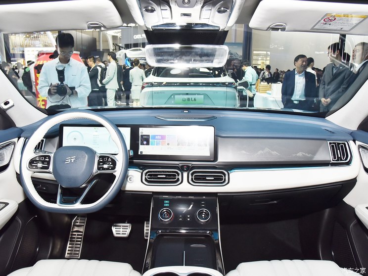 奇瑞汽车 捷途山海L7 2024款 基本型 奇瑞汽车 捷途山海L7 2024款 基本型