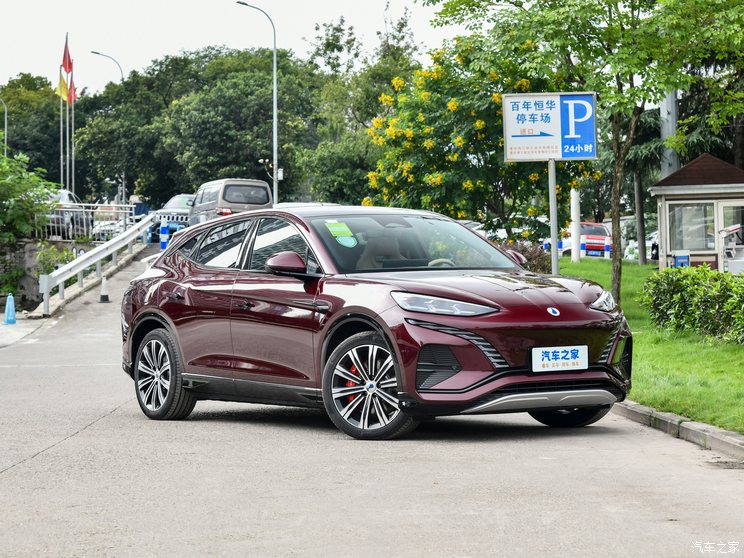 腾势汽车 腾势N7 2023款 N-Sport版 腾势汽车 腾势N7 2023款 N-Sport版