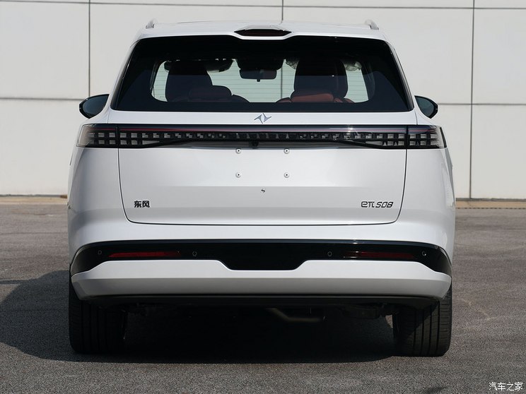 东风乘用车 eπ008 2024款 基本型 东风乘用车 eπ008 2024款 基本型