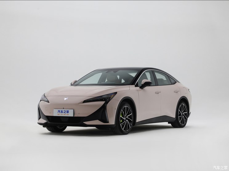 北汽新能源 极狐 阿尔法S5 2024款 单电机 185kW 北汽新能源 极狐 阿尔法S5 2024款 单电机 185kW