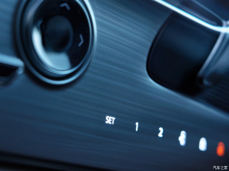 上汽通用别克 别克GL8新能源 2024款 Avenir艾维亚 6座 上汽通用别克 别克GL8新能源 2024款 Avenir艾维亚 6座