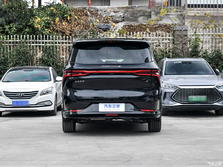 东风风行 星海V9 2024款 PHEV 200km 尊享型 东风风行 星海V9 2024款 PHEV 200km 尊享型