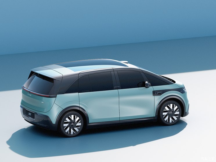 极氪 极氪MIX 2024款 三元锂 高配版 极氪 极氪MIX 2024款 三元锂 高配版