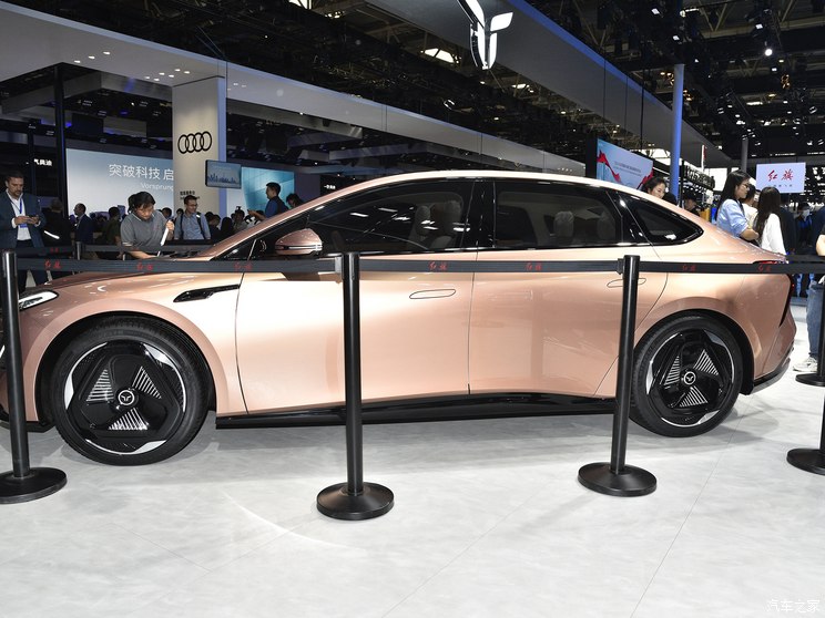 一汽红旗 红旗E009 2024款 基本型 一汽红旗 红旗E009 2024款 基本型